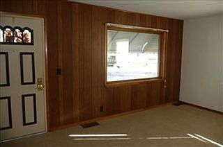5th image of 3027 Latimer Ave