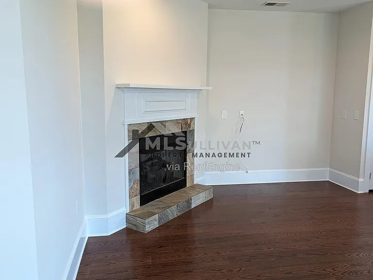 375 Avett Dr — Photo 7