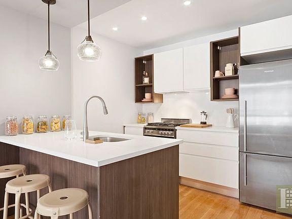 4th image of 740 Dekalb Ave #403