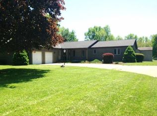 37387 Sugar Ridge Rd, North Ridgeville, OH 44039