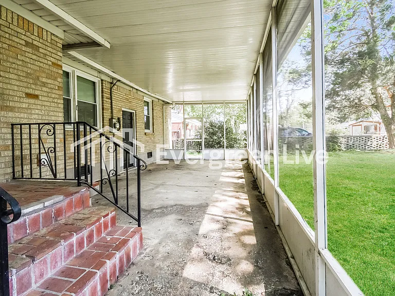 4699 Durbin Ave — Photo 13