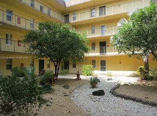 Somerset, Lauderdale Lakes, FL 33311