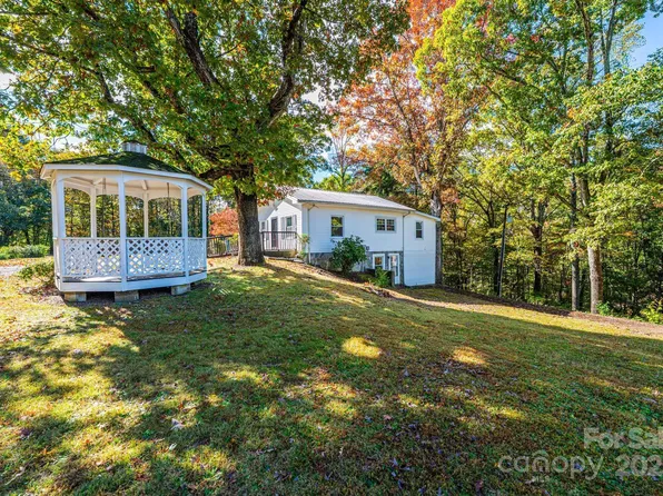 1530 28th St SW, Hickory, NC 28602