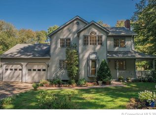 133 Chestnut Hill Rd, Colchester, CT 06415