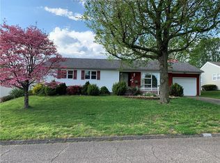 709 Boso Ave, Ravenswood, WV 26164