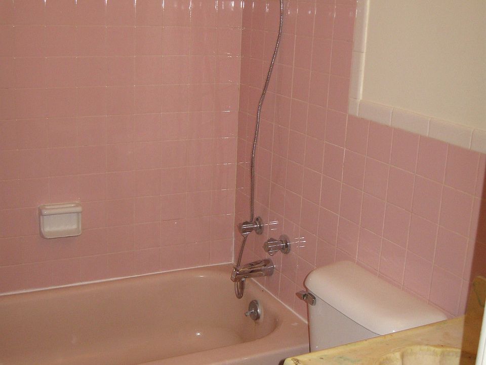 2nd image of 421 Wade St APT 462