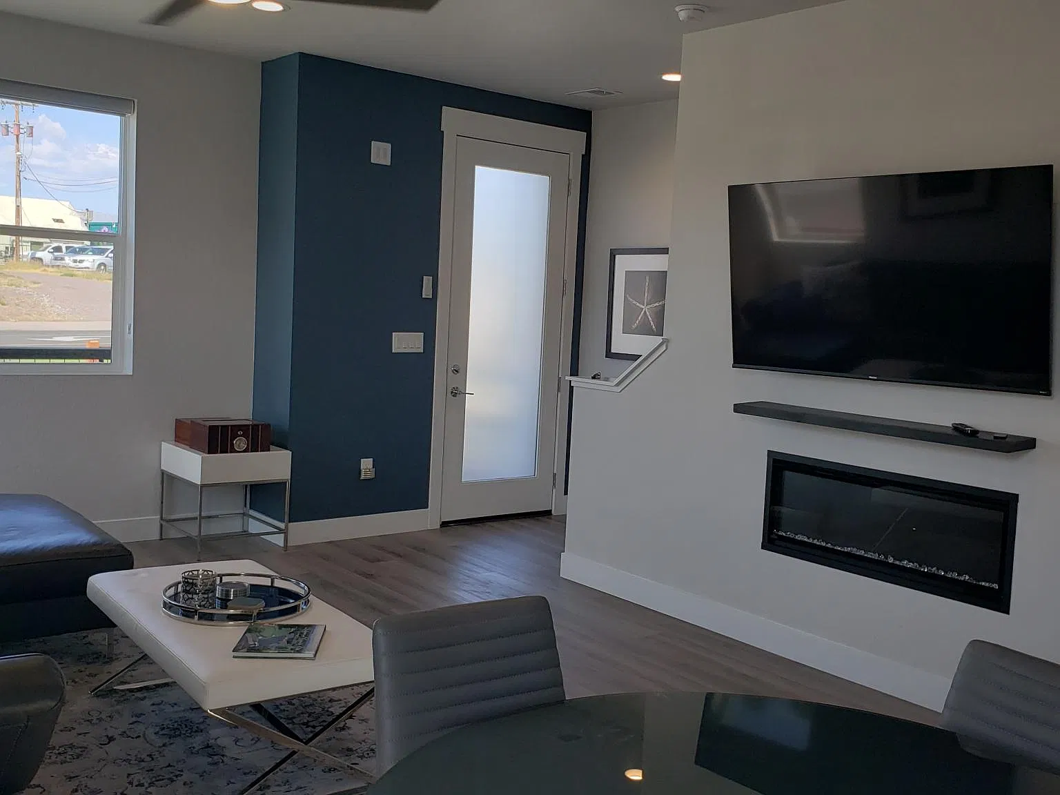 6305 King Ct — Photo 2