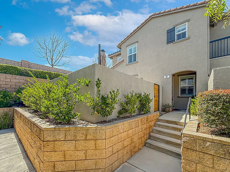 34 Secret Hollow Ln — Photo 2