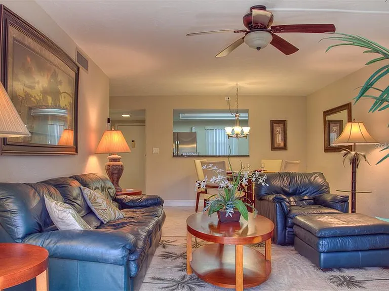 1250 N Portofino Dr #107MAR — Photo 10