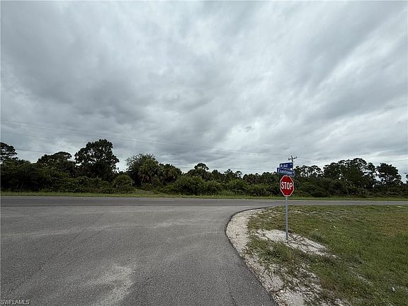 5th image of Eisenhower Blvd