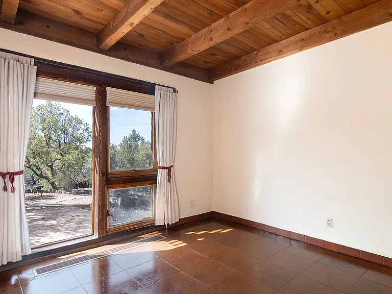 377 Calle Loma Norte — Photo 19