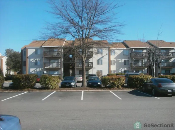 83 Wells Ct, Hampton, VA 23666