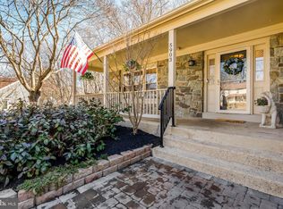 5903 Fultons Landing Ct, Burke, VA 22015