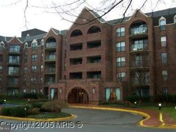 2100 Lee Hwy APT 110, Arlington, VA 22201
