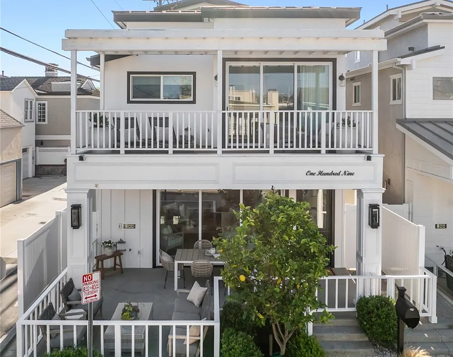 109 Onyx Ave