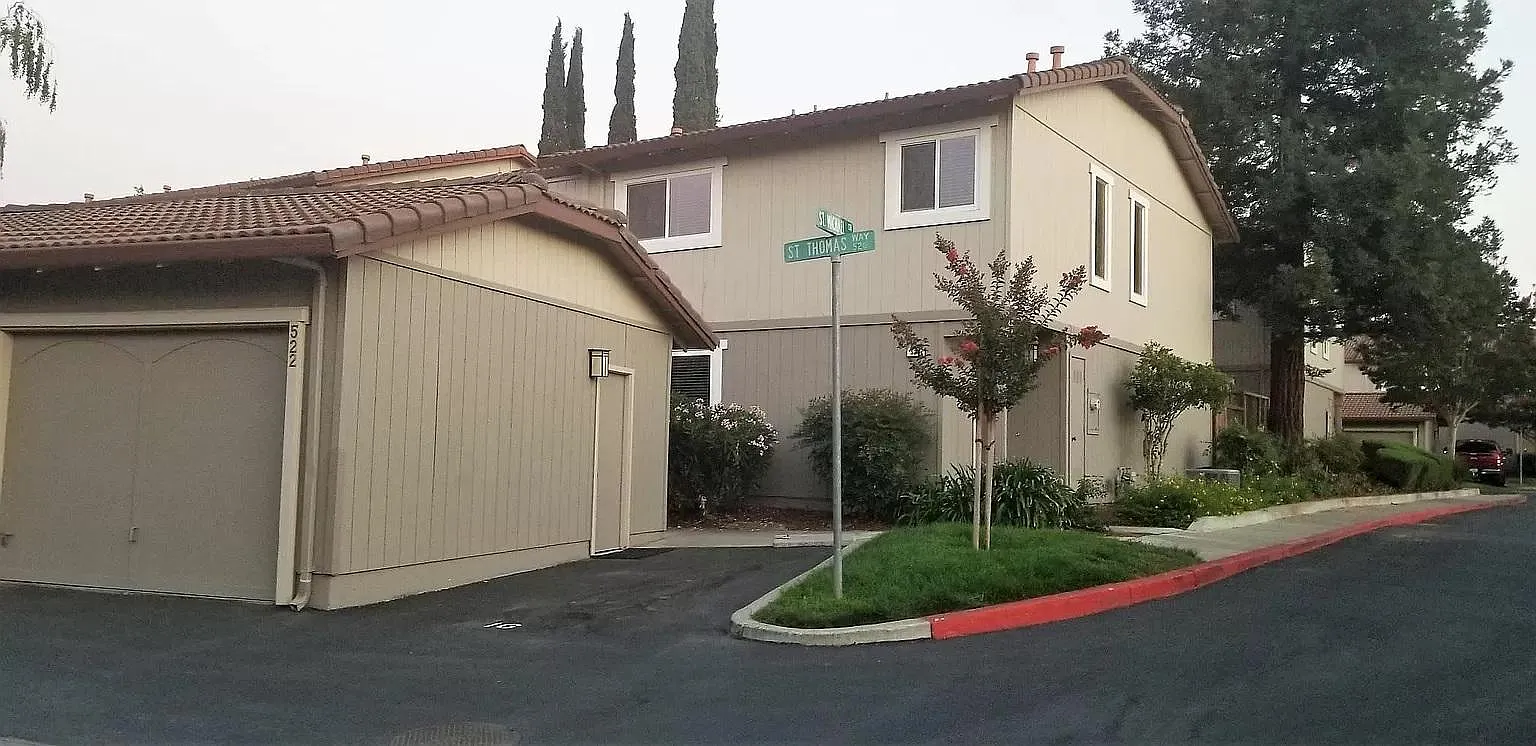 4 bed, 2.5 bath, 1611 sqft, $3,600 — Photo 1