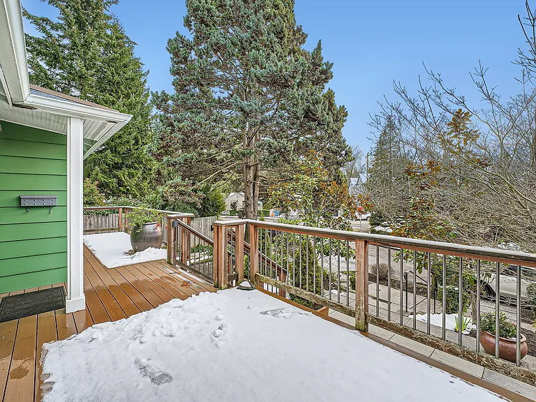 4548 NE Tulane Pl — Photo 21