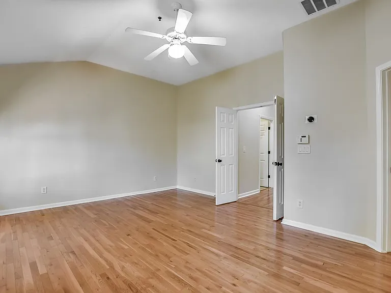 466 Vinings Estates Dr SE — Photo 17
