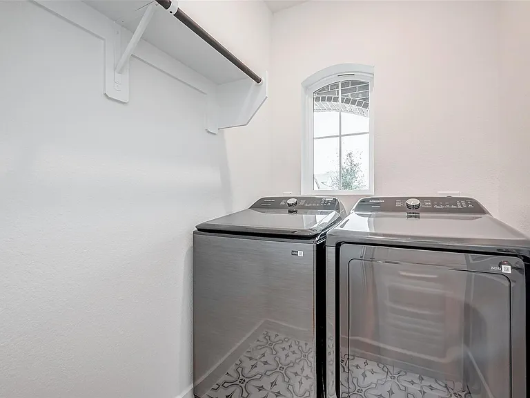 11430 Gossamer Wing Ln — Photo 12