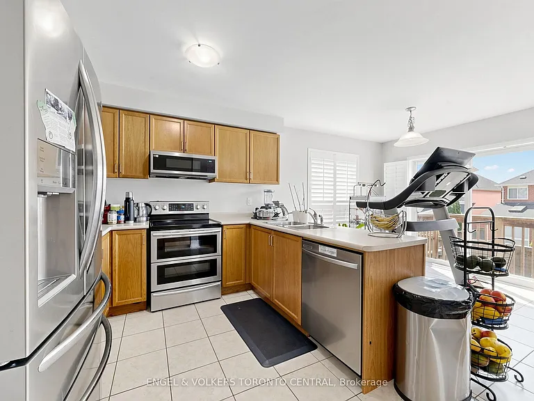 1628 Pennel Dr — Photo 13