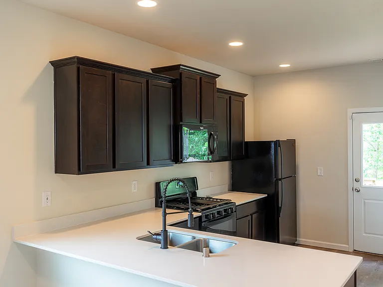 32824 Marguerite Ln — Photo 7