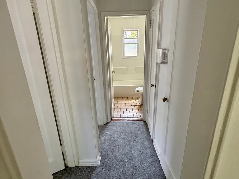3 Springwood Cir #E — Photo 13