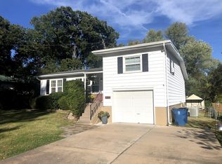 1056 S Gelven Ave, Springfield, MO 65804