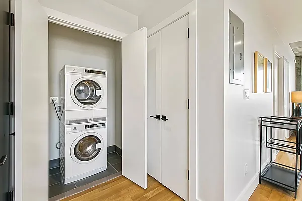 Rented by Brooklyn High Rise LLC | media 7