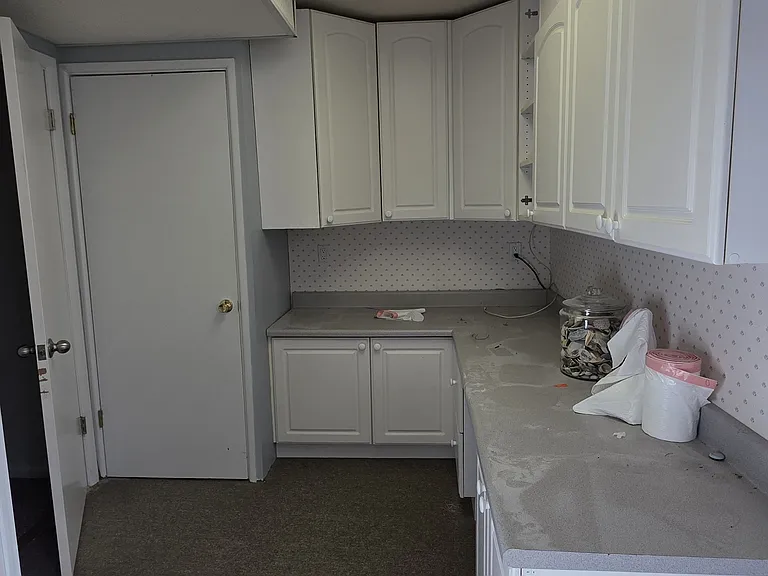 1796 S 2600 E — Photo 19
