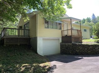 7 Athens St, Auburn, MA 01501