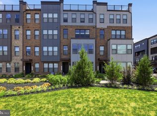 43732 Transit Sq, Ashburn, VA 20147