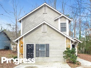 3585 Winterberry Ln, Snellville, GA