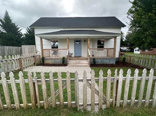 409 S Second St, Mebane, NC 27302