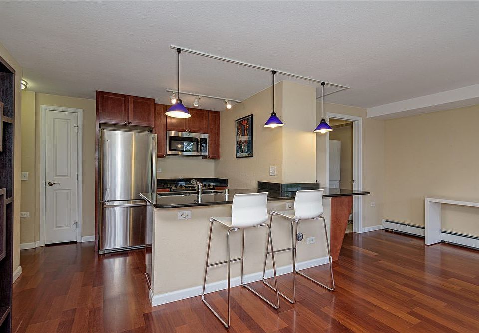 1st image of 1150 N Vine St #404