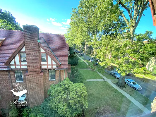 Rented by Daniel Gale Sotheby's International Realty | media 28