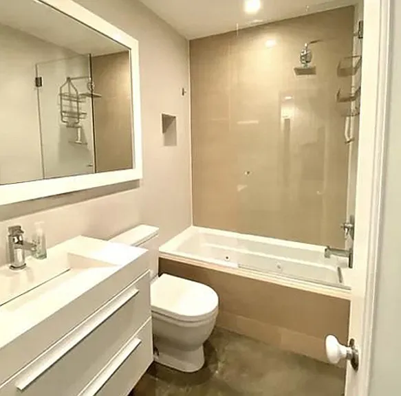 1233 N Laurel Ave #106 — Photo 5