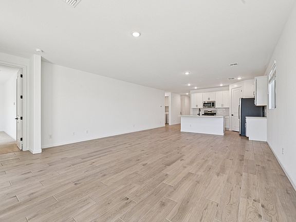 Agave Trails - Sage Interior Image 2