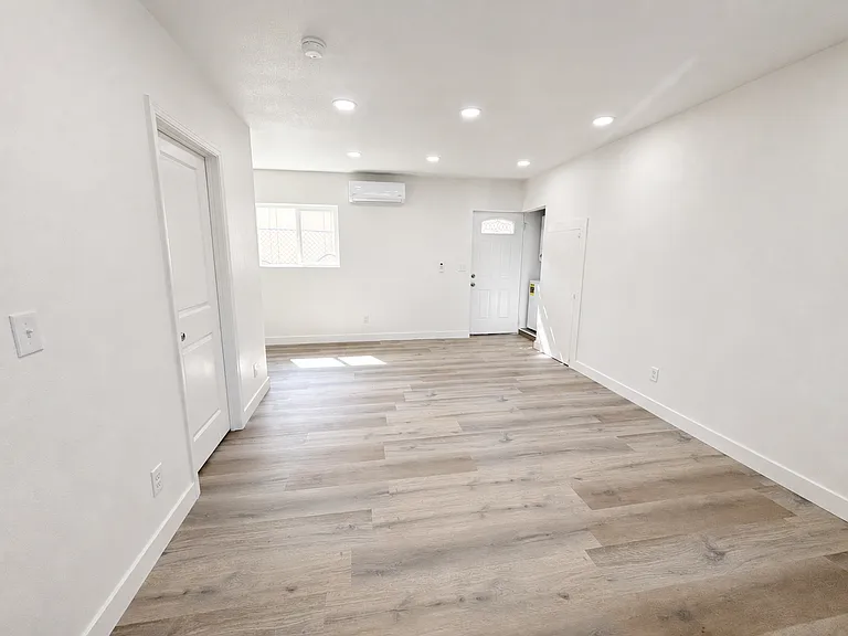 6187 Vanessa St — Photo 11