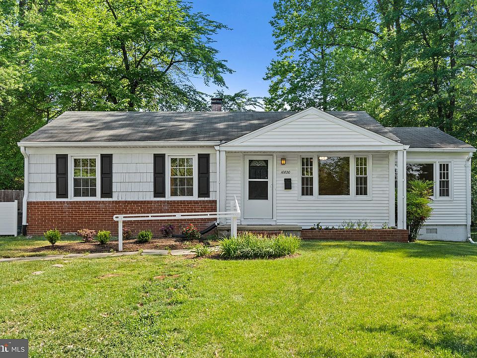 1st image of 10820 Woodhaven Ct