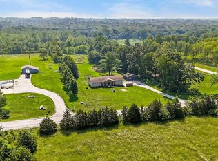 16003 Cordell Rd, Kearney, MO 64060