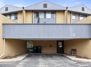 4545 W Pine St APT C, Appleton, WI 54914