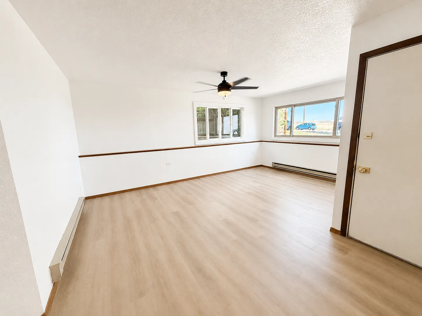 3 bed, 1150 sqft, $1,850 — Photo 2