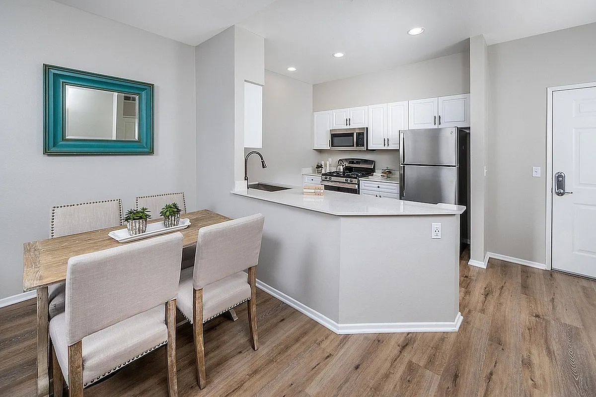 Elate Rancho Cucamonga - 55+ Active Adult Apartment Homes — Photo 3