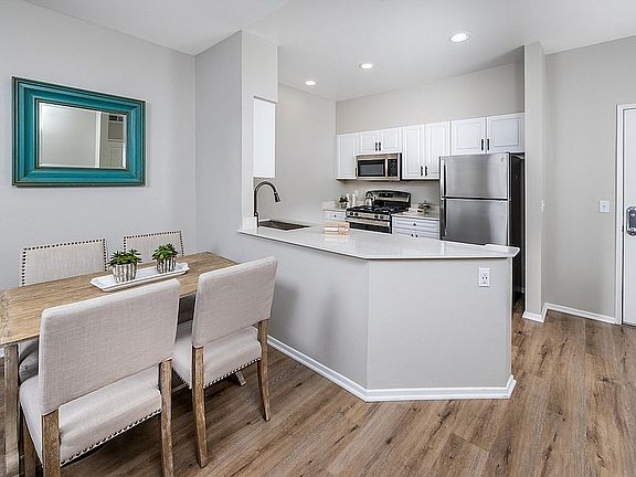 1 Bedroom Kitchen