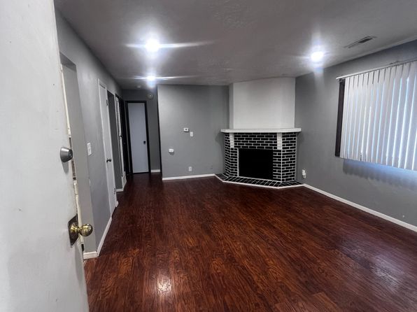 2418 D St #1-7