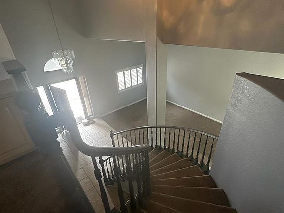 4th image of 8642 S Taylor Dr