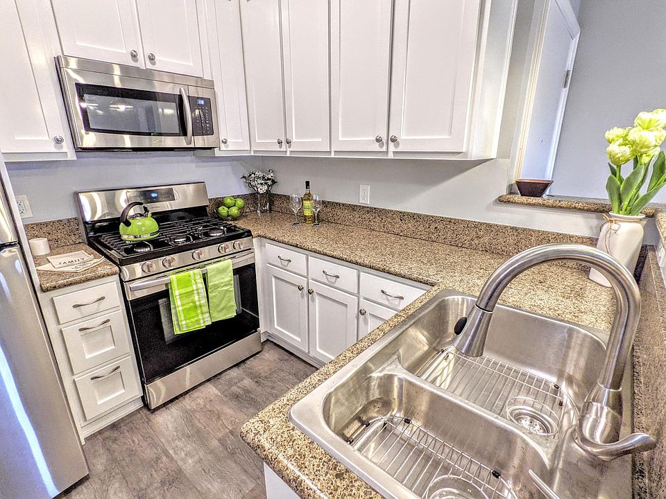 Kitchen remodeled in 2021!