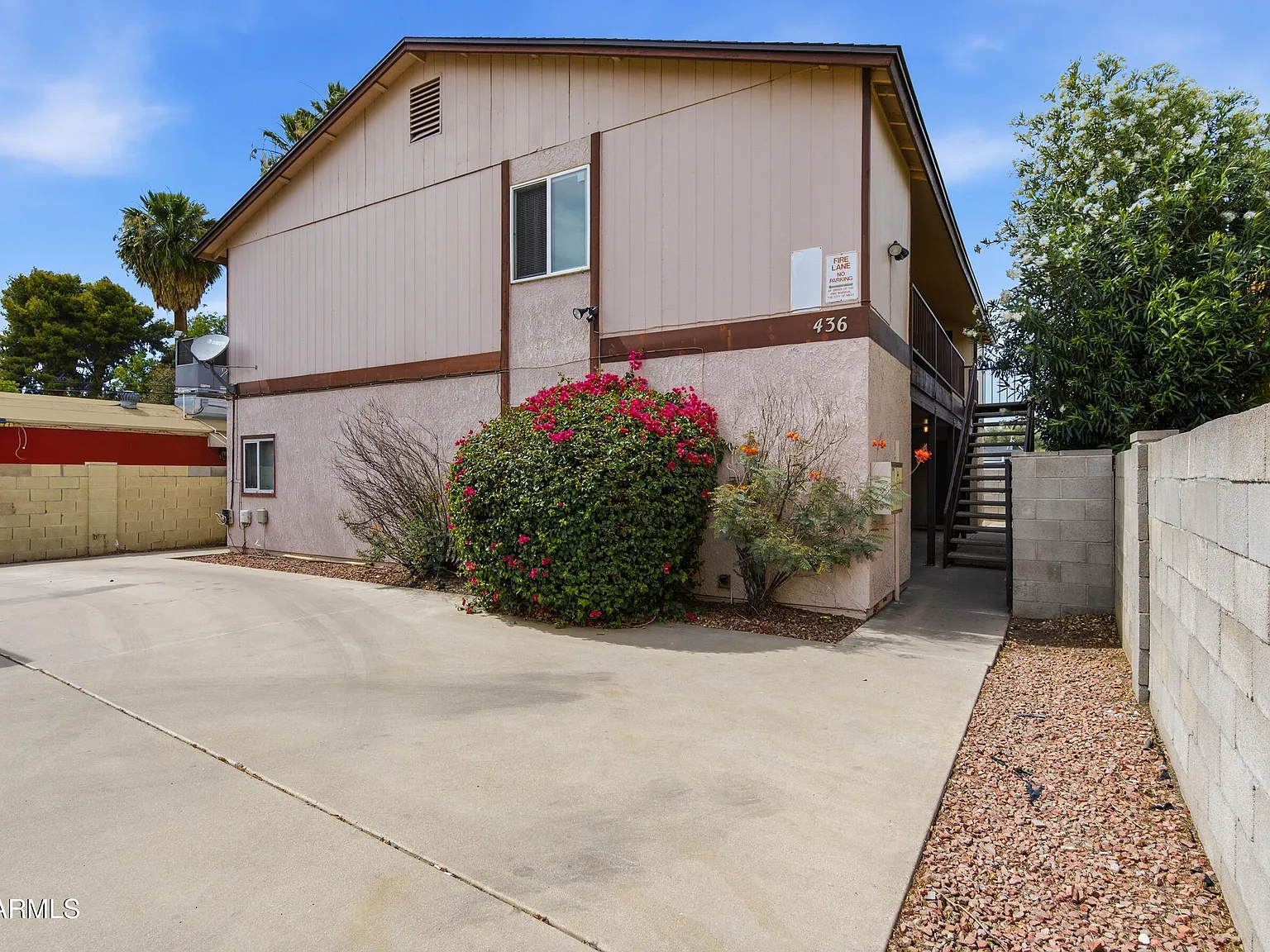 2 bed, 1.0 bath, 750 sqft, $1,195 — Photo 1