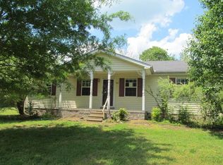 1005 Gill Rd, Ashland City, TN 37015