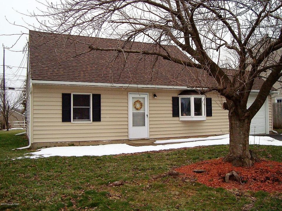 1st image of 3052 Eldridge Ave